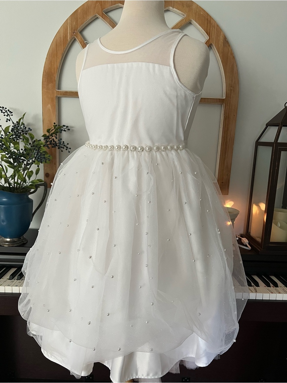 Girls White Pearl-Trim Tulle Party Dress